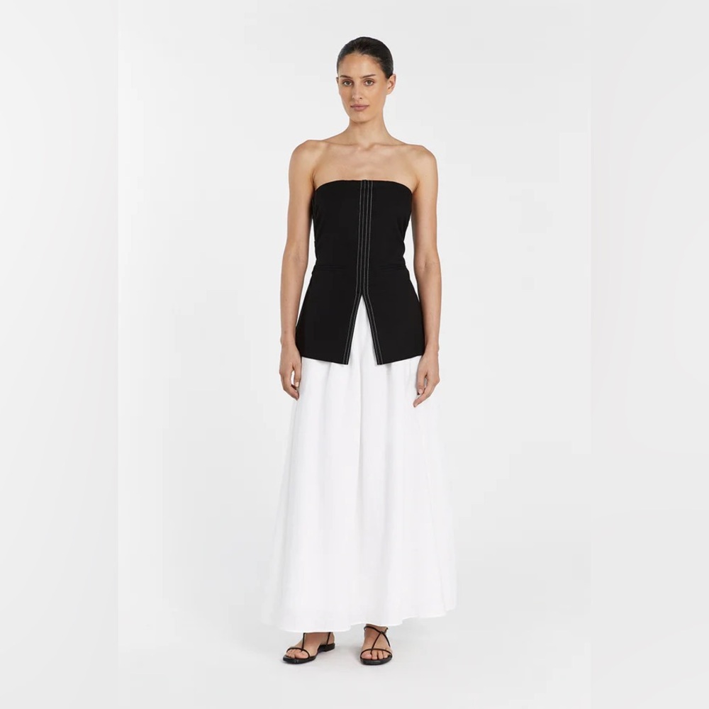 NWT-BLACK STRAPLESS TOP - Picture 3 of 5